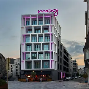 מלון Moxy Brussels Center, איקסל